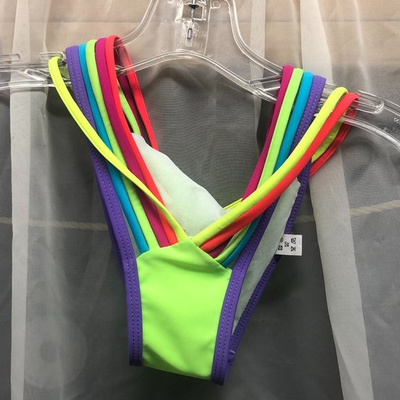 Bikini Bottoms - Picture 2 of 2